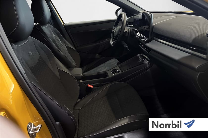 Bild 5 av Volkswagen T-Roc R-Line eTSI 150 Black Style Välutrustad!