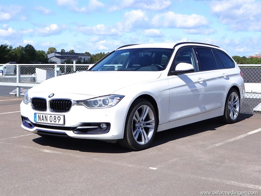 Bild 2 av BMW 328i Touring 328 Sport Line Automat S/V-hjul GPS Drag