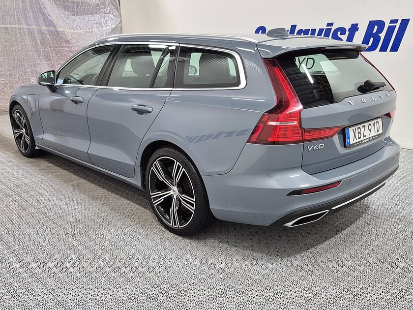 Bild 5 av Volvo V60 T8 Recharge Inscription plug in AWD 392HK 4x4 Läder