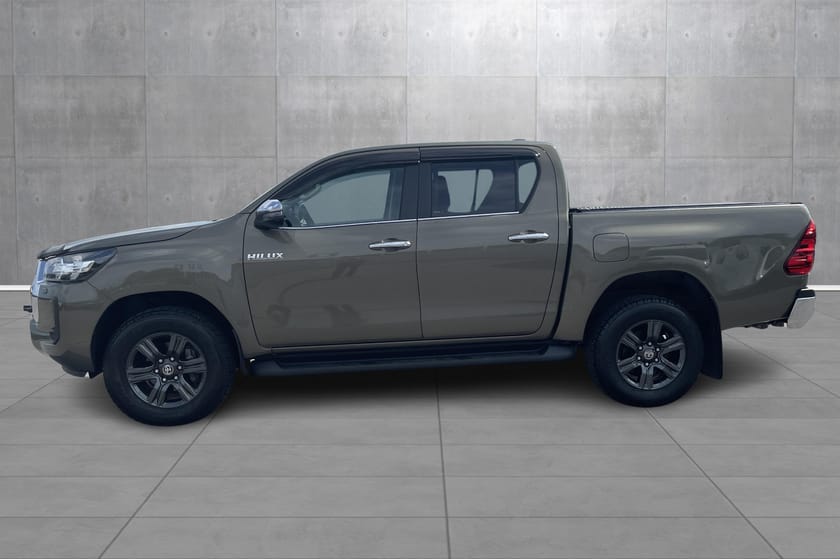 Bilde 2 av Toyota Hilux Dobbelcab D-Cab SR 4X4