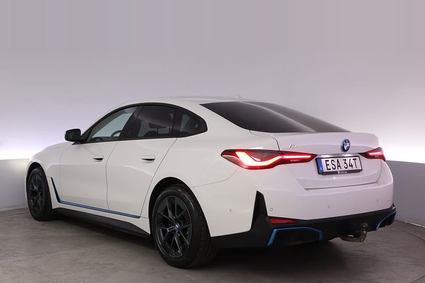 Bild 4 av BMW i4 eDrive40 Gran Coupé Adap.Farth Kamera Drag Navi HuD