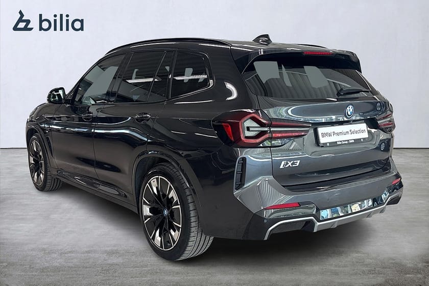 Bild 2 av BMW iX3 M-Sport Charged Plus | Drag | H&K | Aktiv farth | Panor