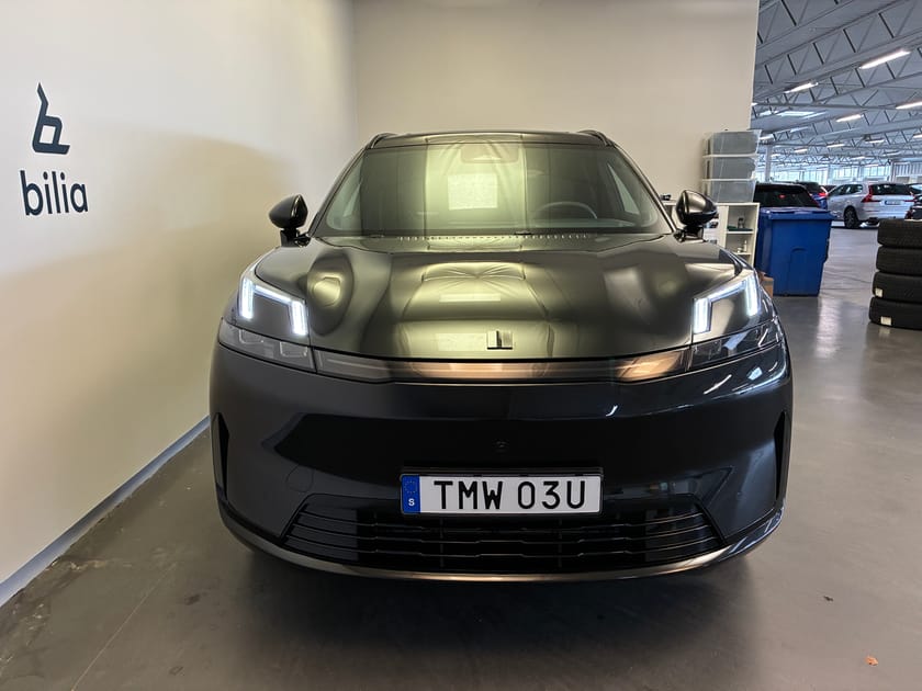 Bild 2 av Lynk & Co 08 PHEV