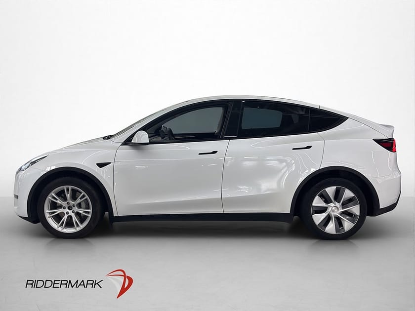 Bild 5 av Tesla Model Y Long Range AWD Autopilot Panorama Kamera MOMS