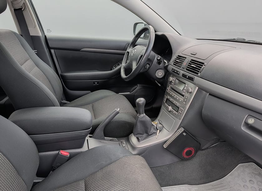 Bild 4 av Toyota Avensis Kombi 2.0 VVT-i