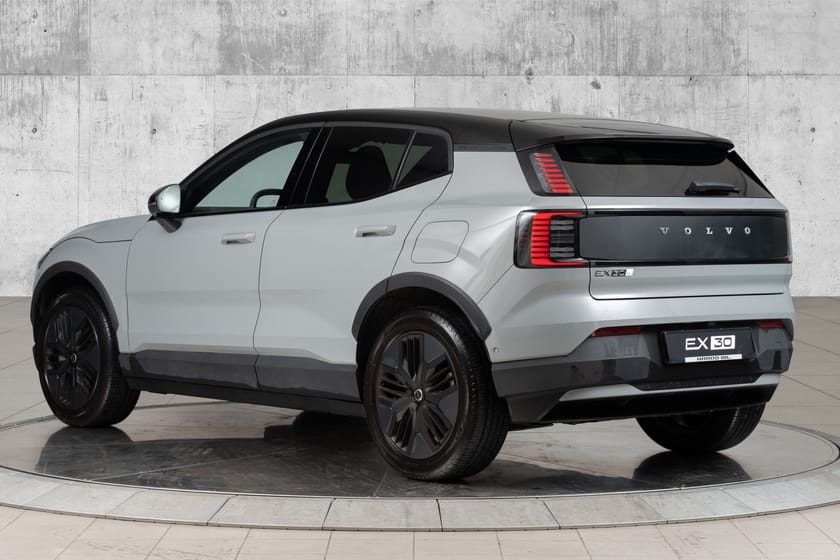 Bilde 3 av Volvo EX30 Cross Country Twin Motor Performance Perf Ultra | 360 | Pano | HarmanK