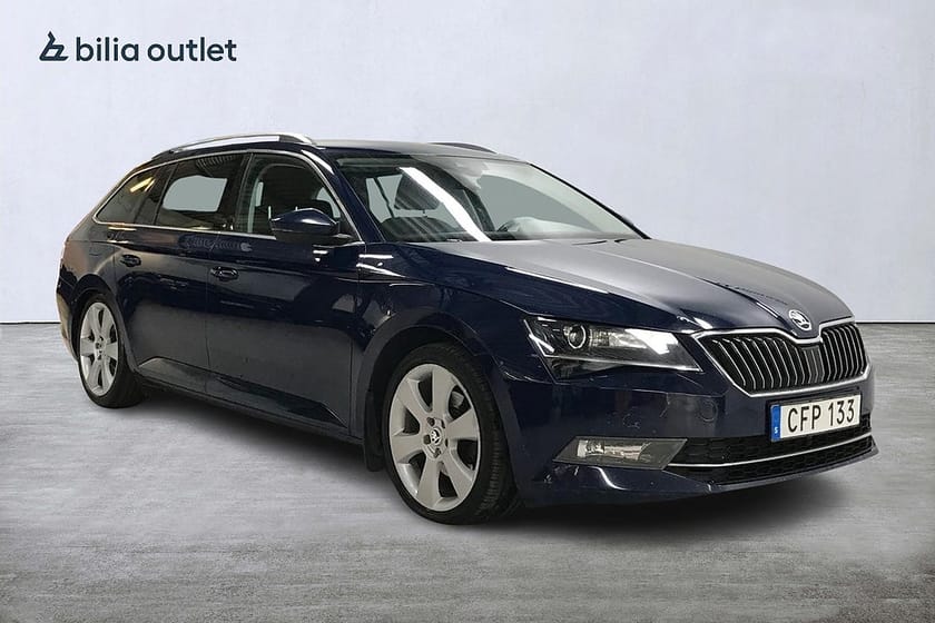 Bild 4 av Škoda Superb Kombi Skoda 2.0 TDI DSG Style 150hk Navi Drag Carplay B-kam