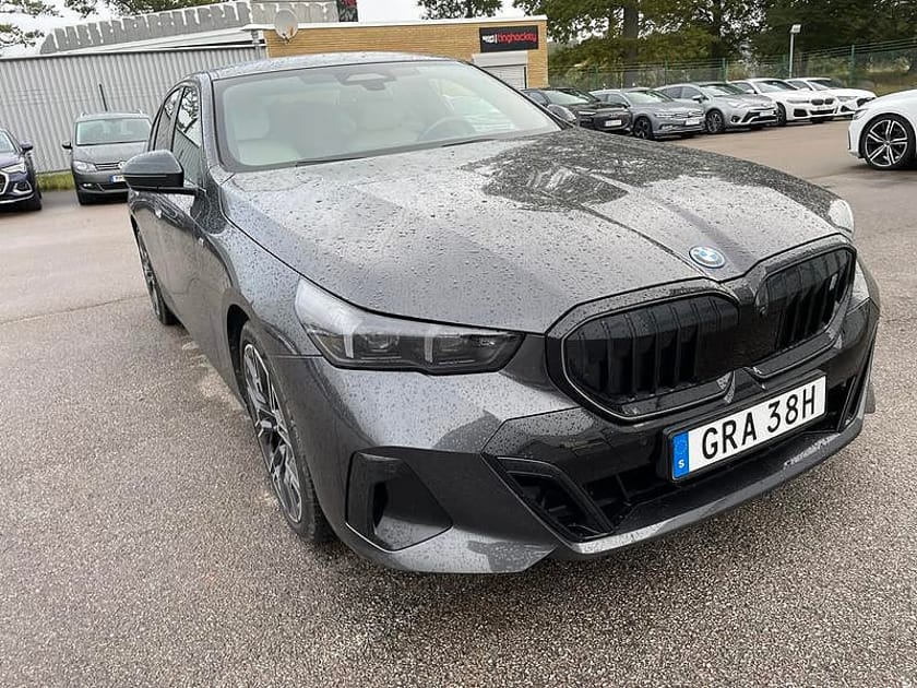 Bild 2 av BMW i5 eDrive40 Sedan