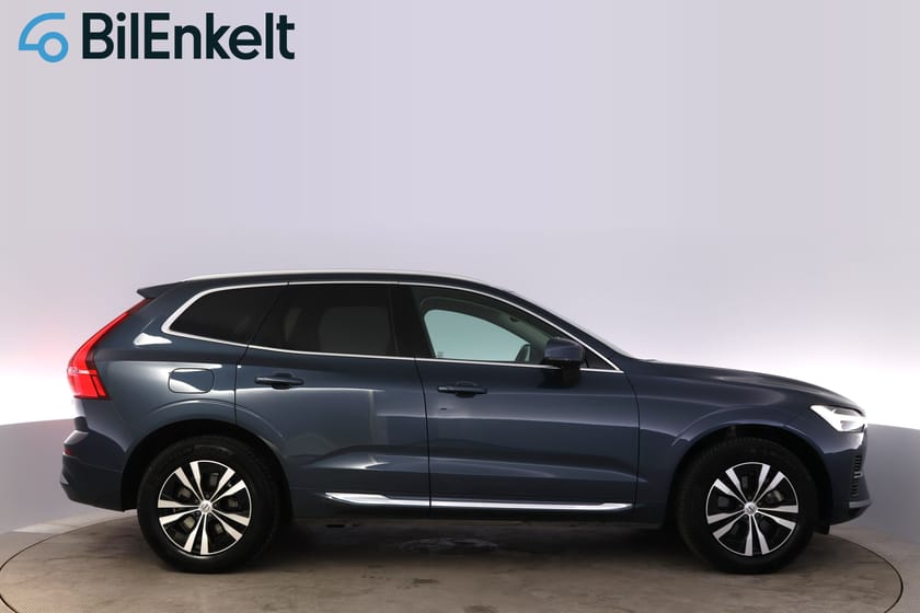 Bild 2 av Volvo XC60 Recharge T6 AWD Core Bright Pano Kamera Läder