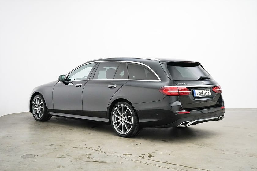 Bild 4 av Mercedes-Benz E 220 T d E220 / 194hk / AMG / Värmare / Drag