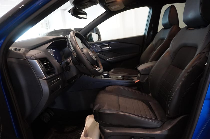 Bild 5 av Nissan Qashqai MHEV 158 Xtronic Tekna 2-Tone 360°