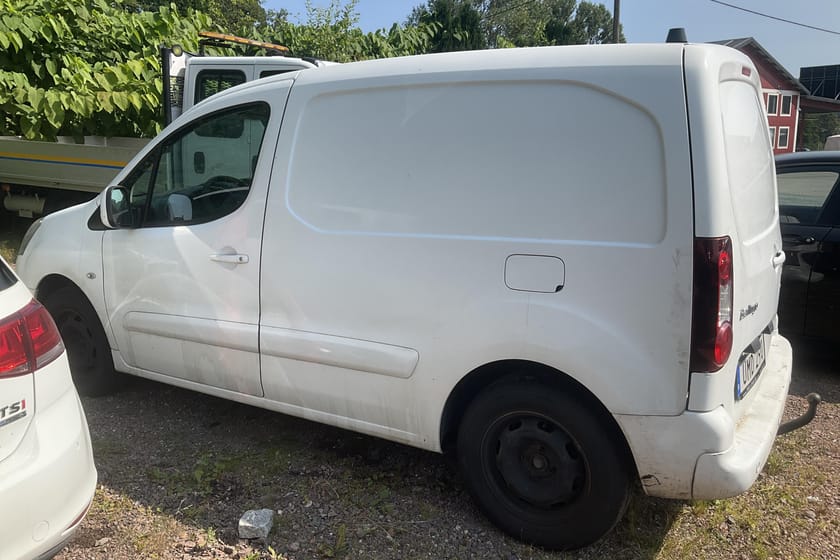 Bild 3 av Citroën Berlingo Van 1.6 BlueHDi Skåp 100hk Reparationsobjekt