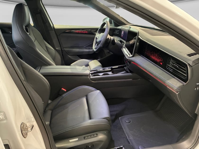 Bild 3 av Volkswagen Passat Sportscombi PB   R-LINE 2.0 TDI  4MOTION VXL DSG