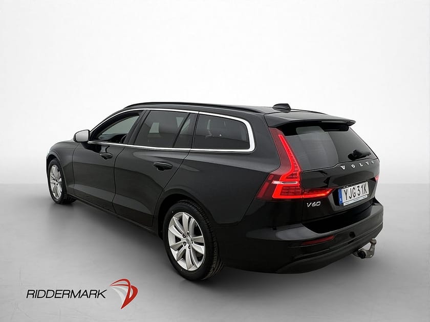 Bild 4 av Volvo V60 B4 Momentum Värmare Kamera Navi Rattvärm Drag MOMS