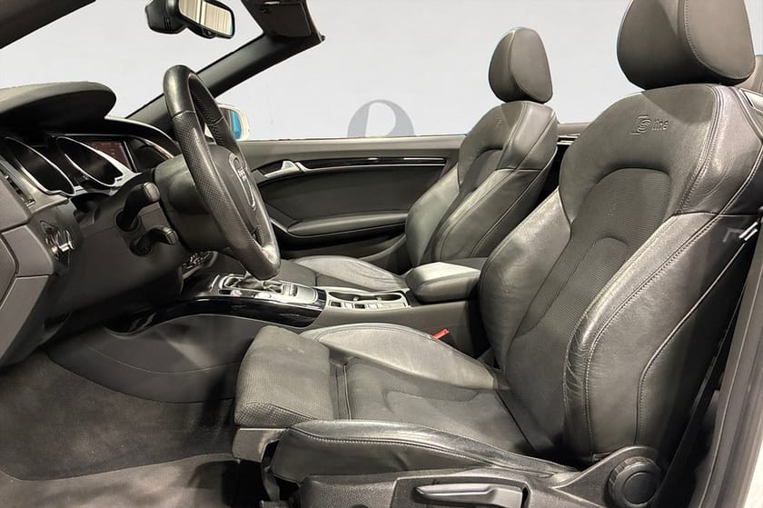Bild 3 av Audi A5 Cabriolet 2.0 TFSI 211 HK S-LINE 6900MIL BLUETOOTH 19"