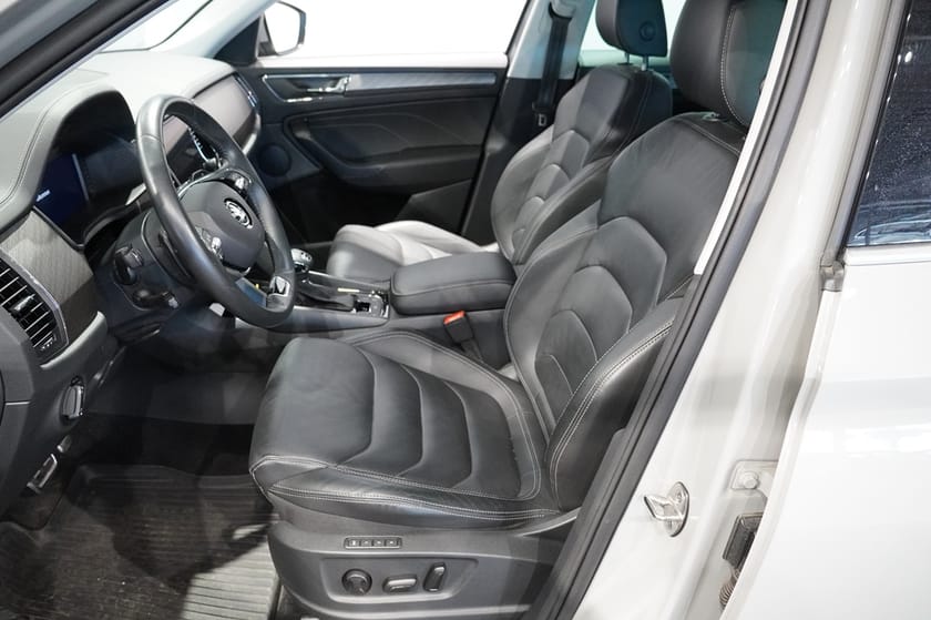 Bild 4 av Škoda Kodiaq 7-Seater STYLE 2,0 TDI 200 HK 7 VXL DSG 4X4 LÄDER 7-SITS