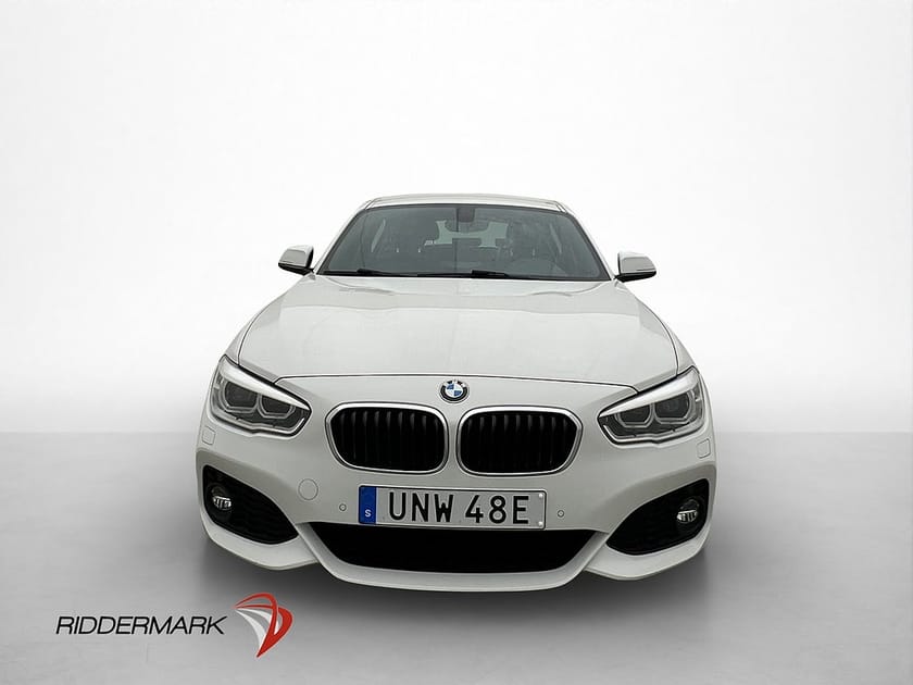 Bild 2 av BMW 120i 184hk M Sport P-Sensorer Skinn Bluetooth Rattvärme