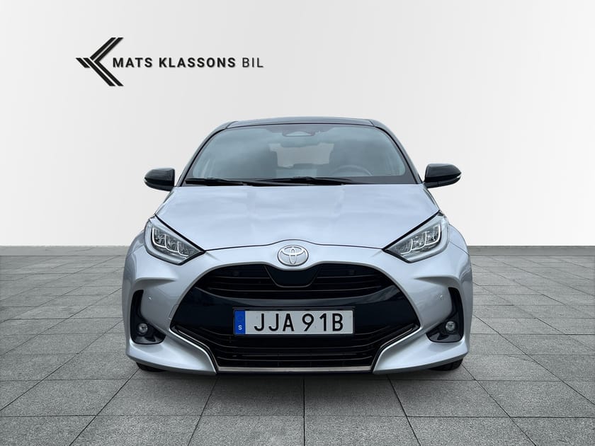 Bild 5 av Toyota Yaris Hybrid 130 Premiere Panorama JBL, HUD