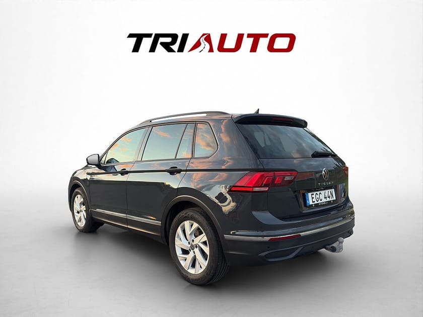 Bild 4 av Volkswagen Tiguan 1.5 TSI Moms P-Värmare Dragkrok Navigation Backkamera