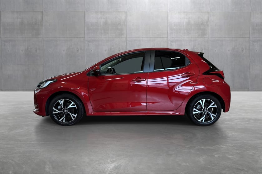 Bilde 2 av Toyota Yaris Hybrid 115 1.5 Bensin Automatgir Active Tech