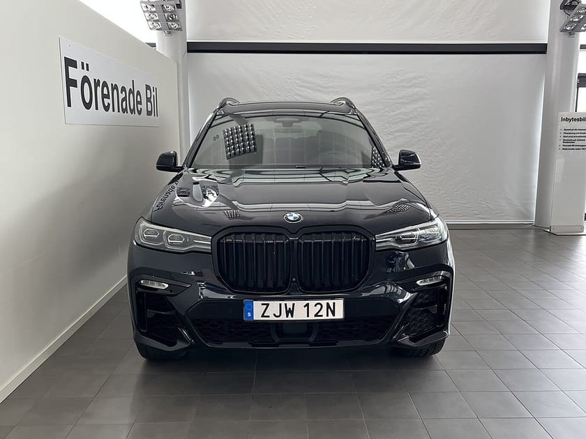 Bild 2 av BMW X7 xDrive30d M Sport Drag H/K Comfort Access Head Up