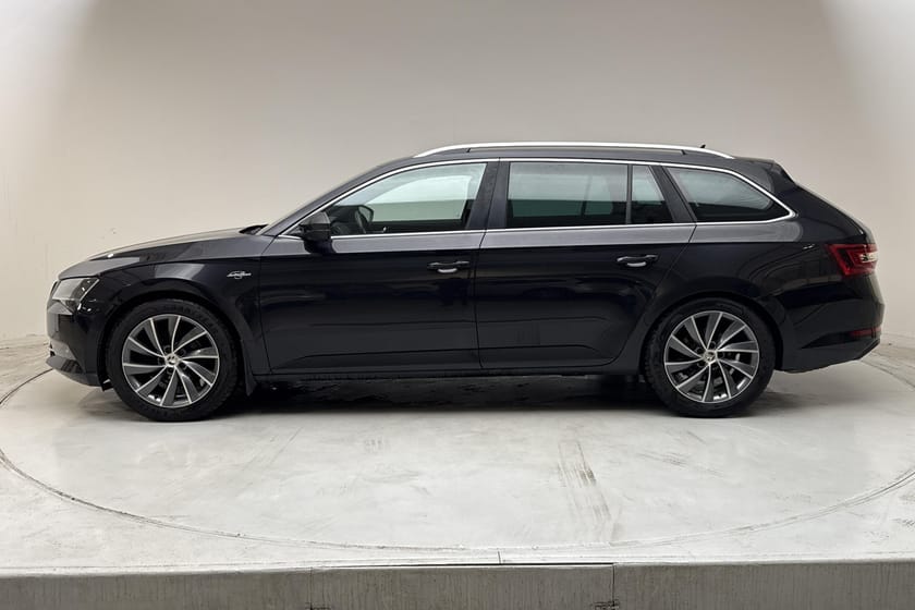 Bild 2 av Škoda Superb Kombi