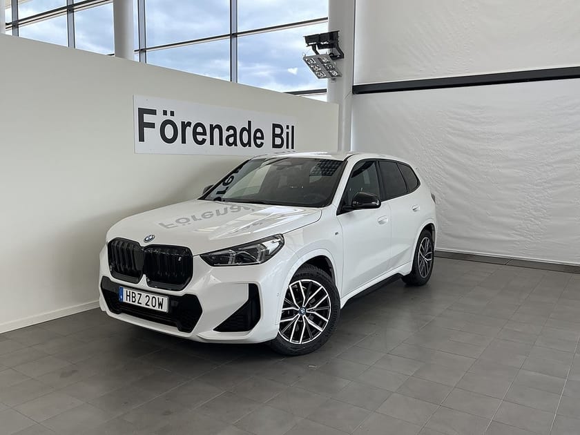 Bild 1 av BMW iX1 xDrive30 4,95% M Sport Komfort Access Rattvärme