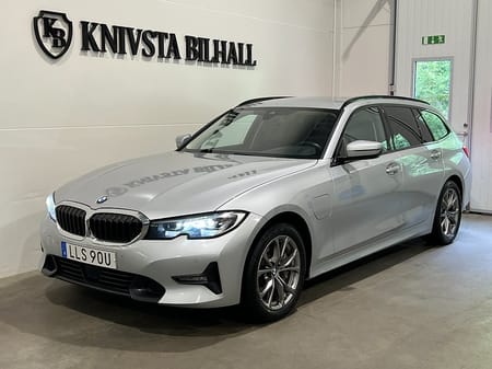 BMW 330e xDrive Touring Steptronic Leasbar Värmare Drag 292hk