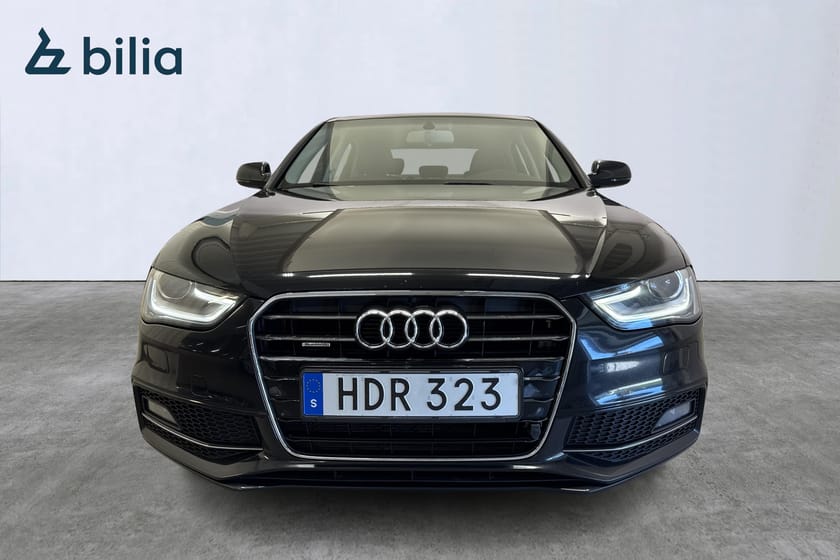 Bild 1 av Audi A4 Sedan 2.0 quattro Manuell/S-Line/Drag/Värmare/SoV-Hjul