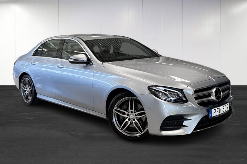 Bild 2 av Mercedes-Benz E 220 d SEDAN | AMG | HUD | 360 KAMERA | DRAG