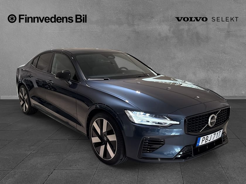 Bild 2 av Volvo S60 Recharge T8 II Ultimate Dark