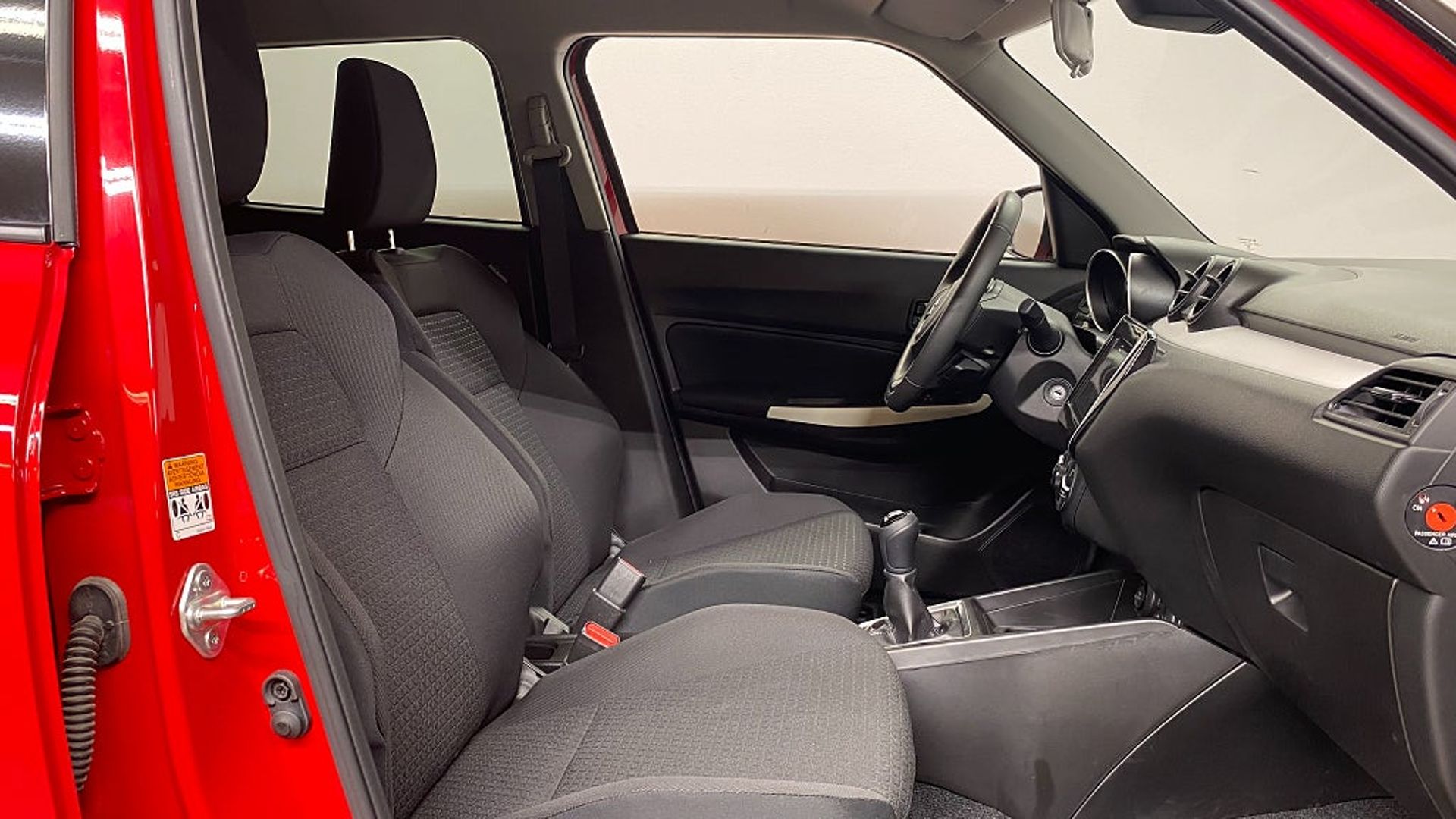 Suzuki Swift Hybrid 2023, bild 6/25