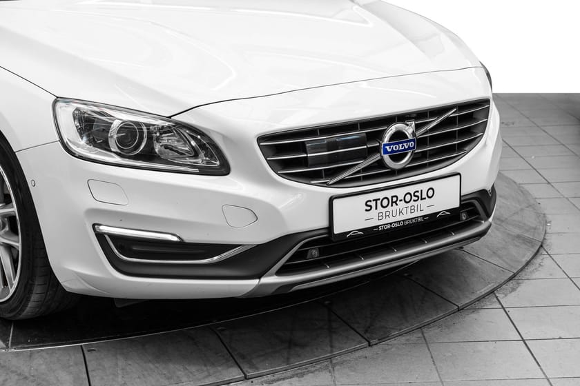 Bilde 2 av Volvo S60 T3 Aut Summum/ Skinn/ Navi/ ACC/ Webasto/ Memory/ Blis