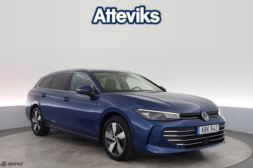 Bild 1 av Volkswagen Passat Sportscombi eTSI DSG Keyless El-lucka Kamera Värm EDITION