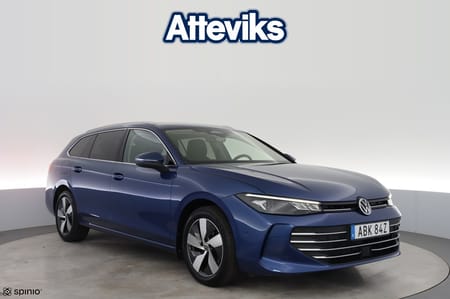 Volkswagen Passat Sportscombi eTSI DSG Keyless El-lucka Kamera Värm EDITION