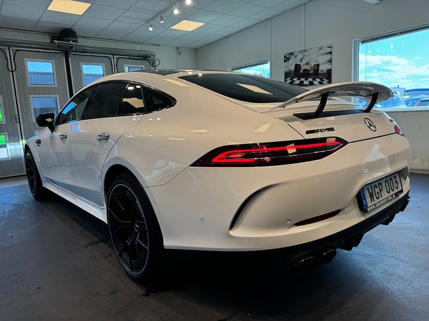 Bild 3 av Mercedes-Benz AMG GT 4 43 4MATIC+
