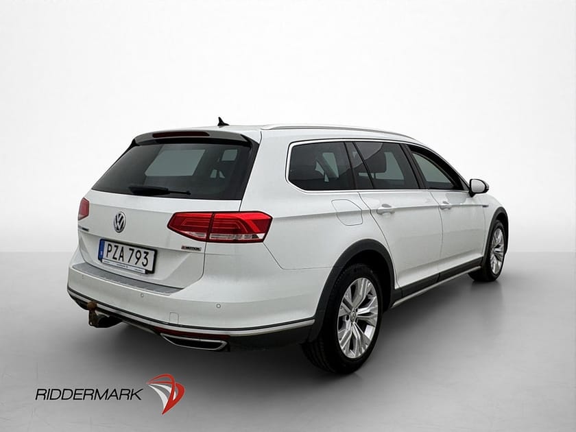 Bild 5 av Volkswagen Passat Alltrack 2.0 TDI 4M Cockpit Drag Skinn