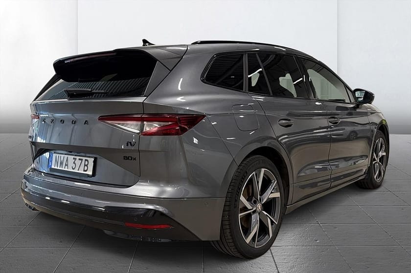 Bild 4 av Škoda Enyaq iV 80x Sportline Light&View+ Drag HUD Navi 360° Stolminne CANTON