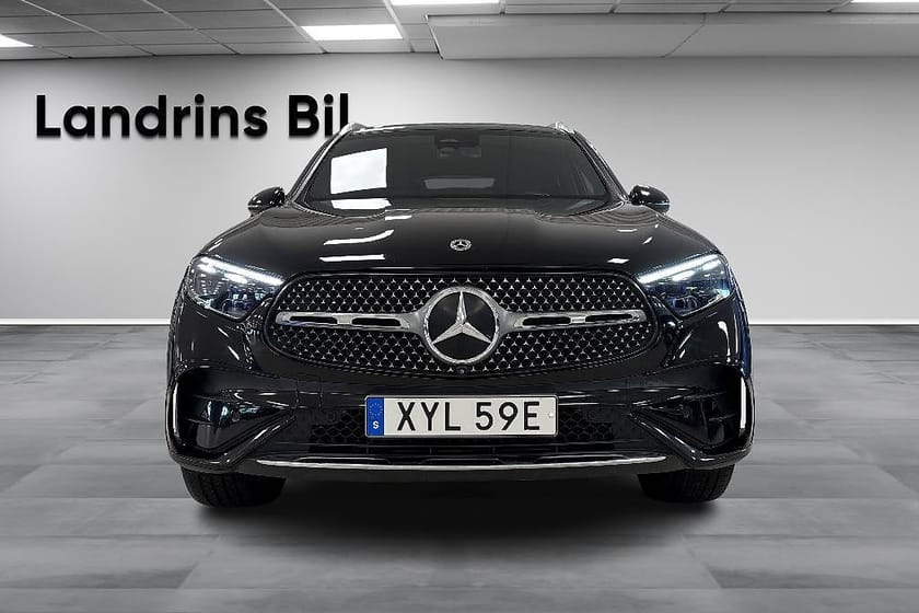 Bild 2 av Mercedes-Benz GLC 300 d e 4MATIC AMG Drag 360Kamera Värmare Digital Light