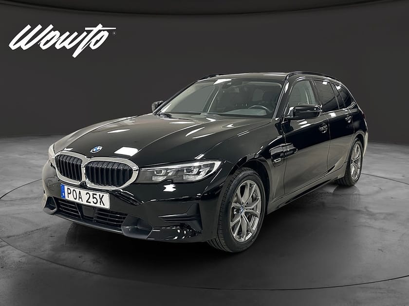 Bild 1 av BMW 330e xDrive Touring 330 292HK / Sportline / Dragkrok