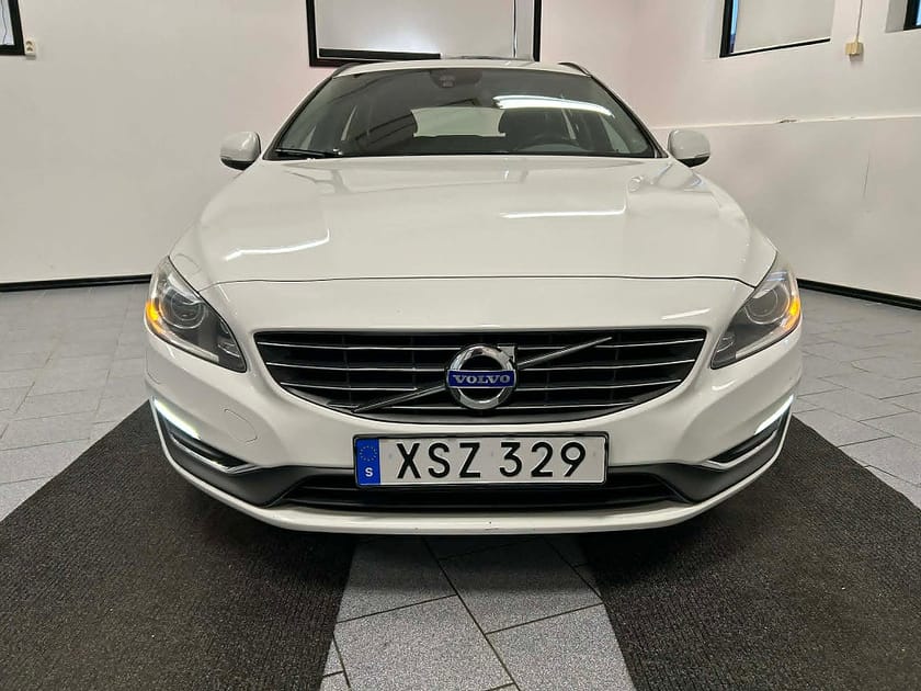 Bild 5 av Volvo V60 D2 Momentum 115 hk Euro 5 Välservad
