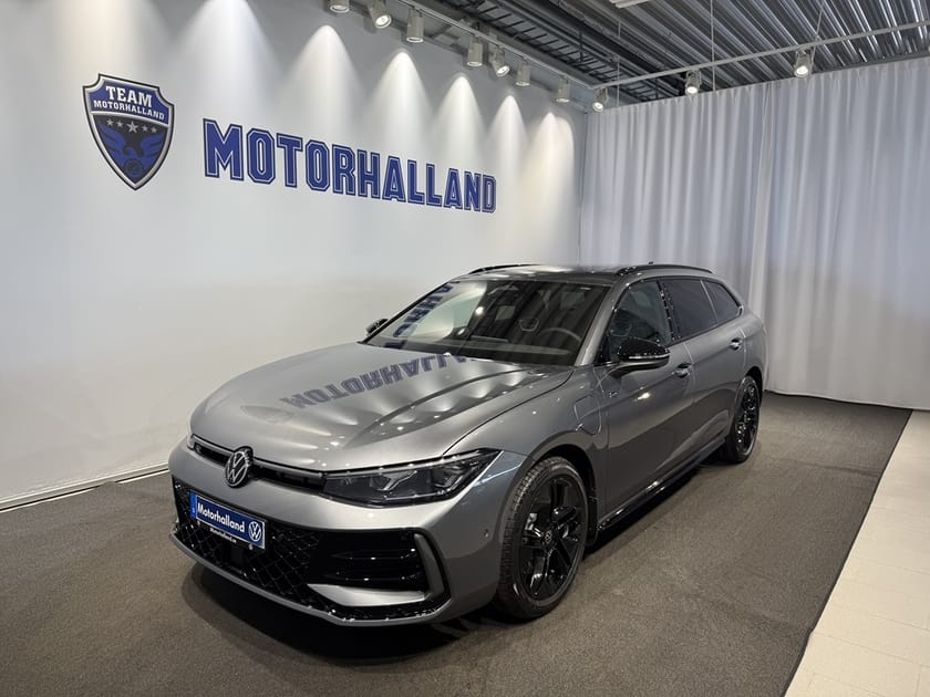 Bild 2 av Volkswagen Passat Variant eHybrid 272 DSG6 R-LINE