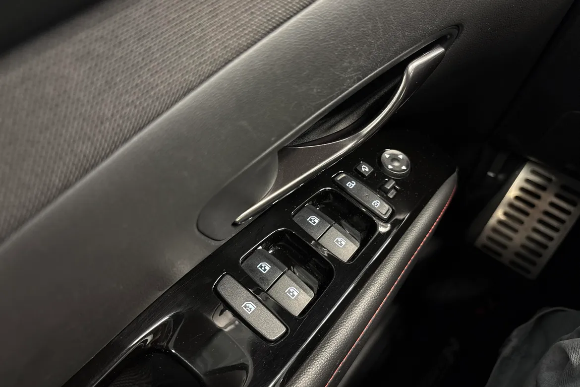 picture of a car