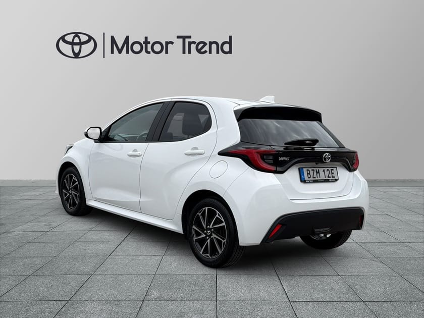 Bild 3 av Toyota Yaris 1.5 VVT-i Manuell 125hk,Active Plus,4.600mil