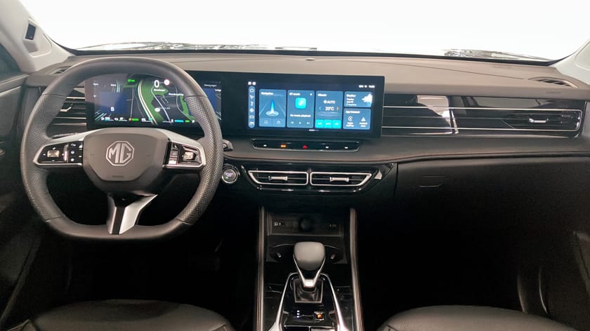 Bild 4 av MG HS PHEV LUXURY PLUG-IN HYBRID 307HK 360KAMERA CARPLAY