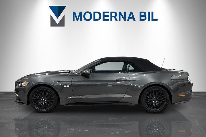 Bild 3 av Ford Mustang GT Cabriolet Convertible SelectShift 421HK SV-såld Navi B-kam