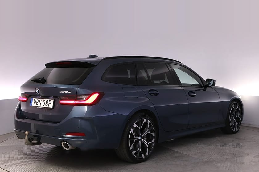 Bild 5 av BMW 330e Touring Drag Kamera AdapFartH Navi Carplay