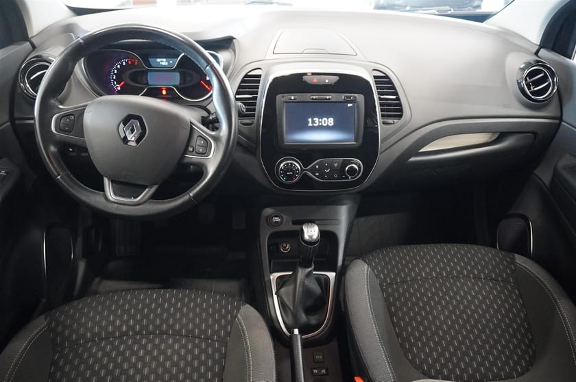 Bild 2 av Renault Captur 90 hk TCe Backkamera Navi Farthållare V-Hjul
