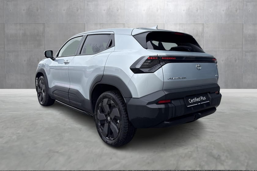 Bilde 3 av Toyota Urban Cruiser SUV 61 kWh AWD I Executive I