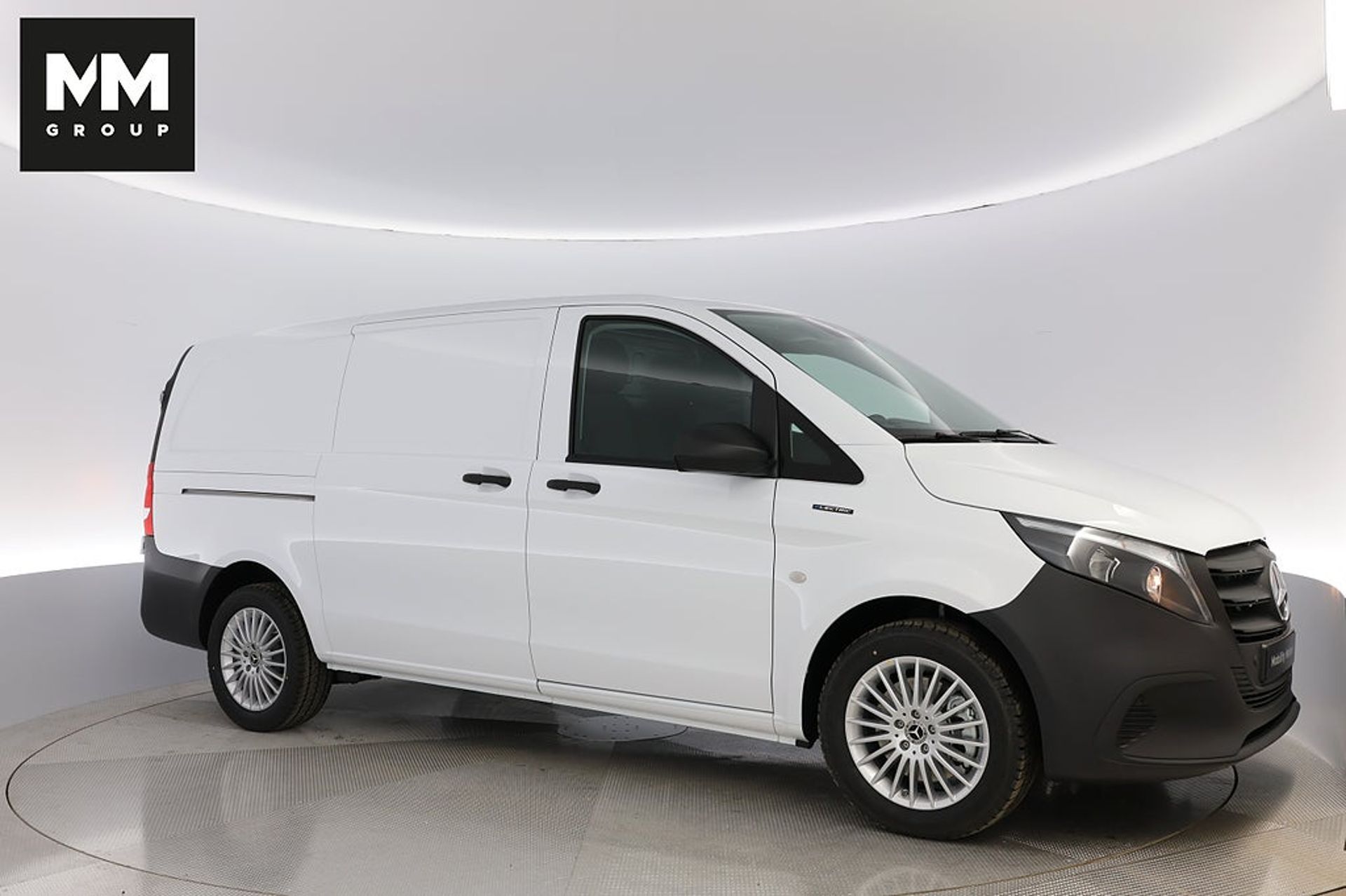 Mercedes-Benz eVito 112 Skåp Lång 2025, bild 2/10